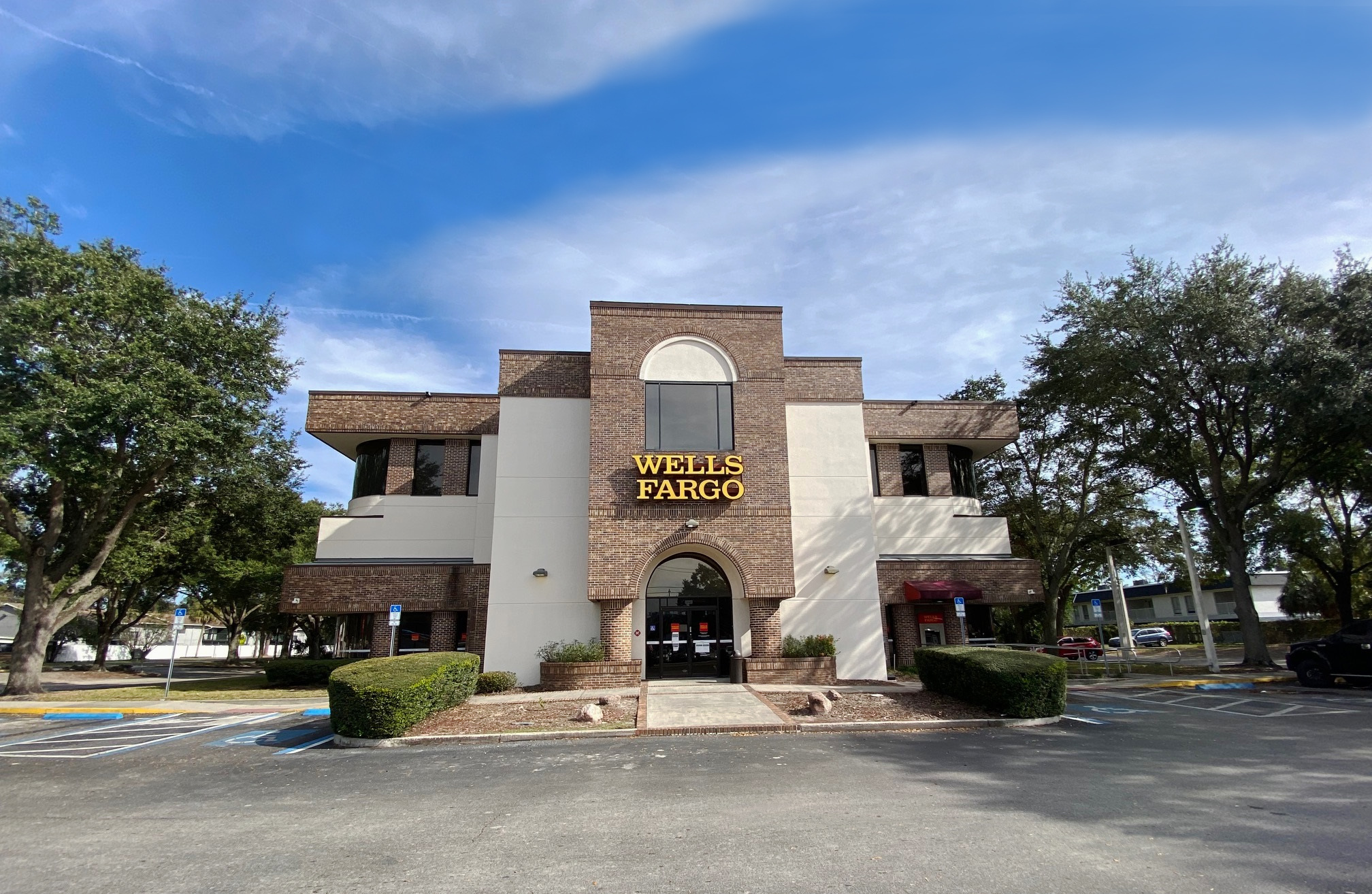 Retail Property for Sale in Tampa Florida 33612